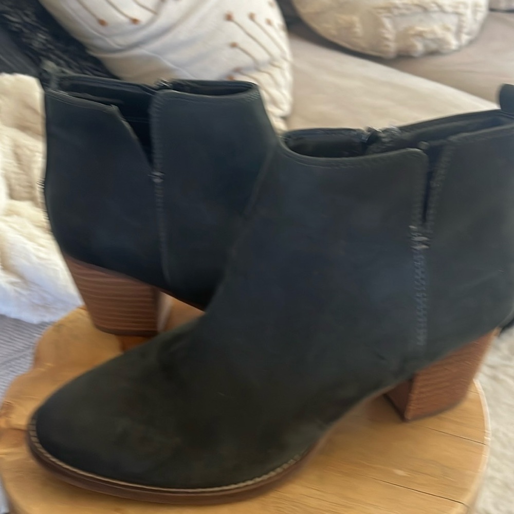 ❤️ Blondo Waterproof Ankle Boots ❤️